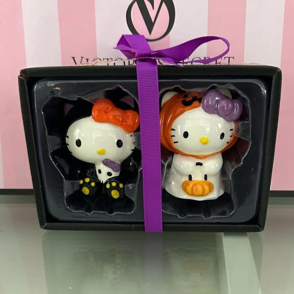 Hello Kitty Halloween Salt and Pepper Shakers Bluesky Brand New In Gift Box - Picture 1 of 3
